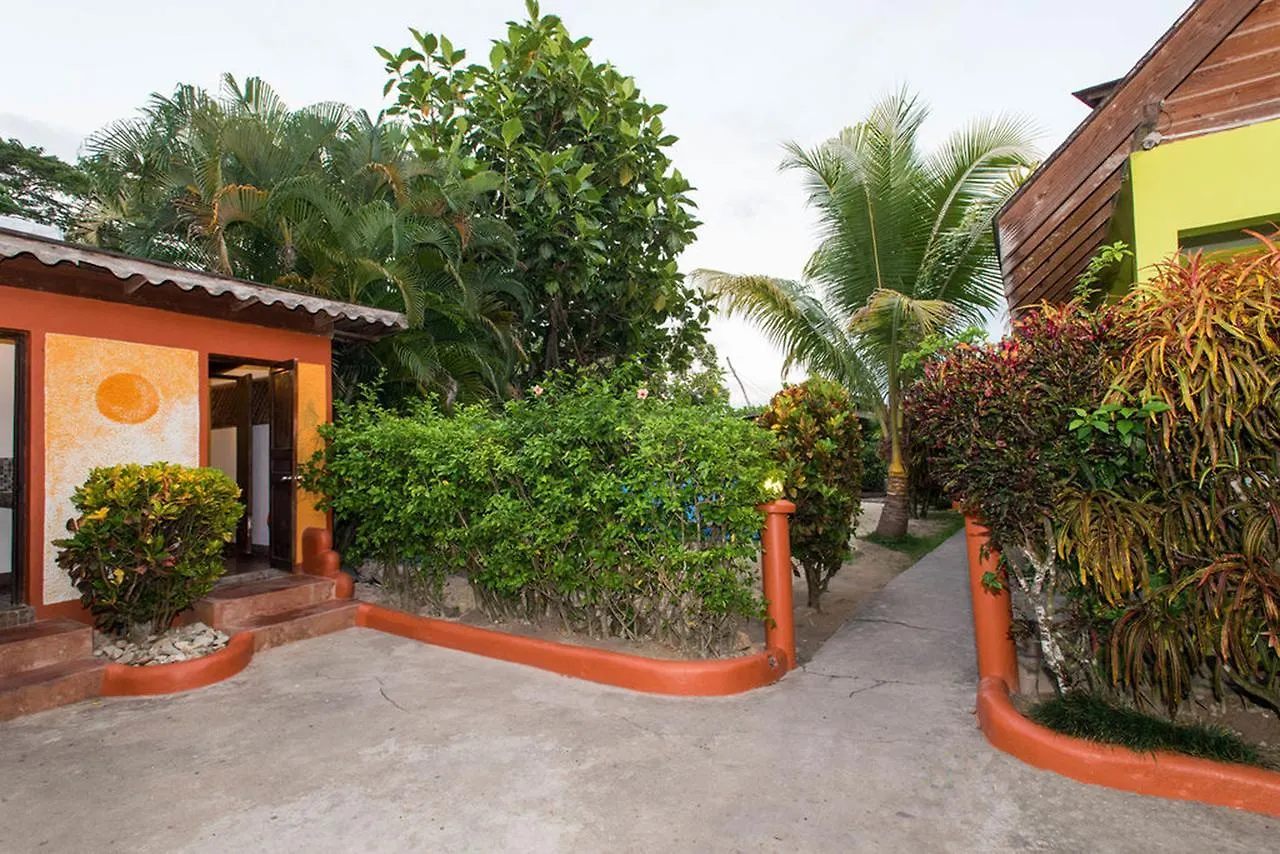 Sunrise Club Hotel Negril